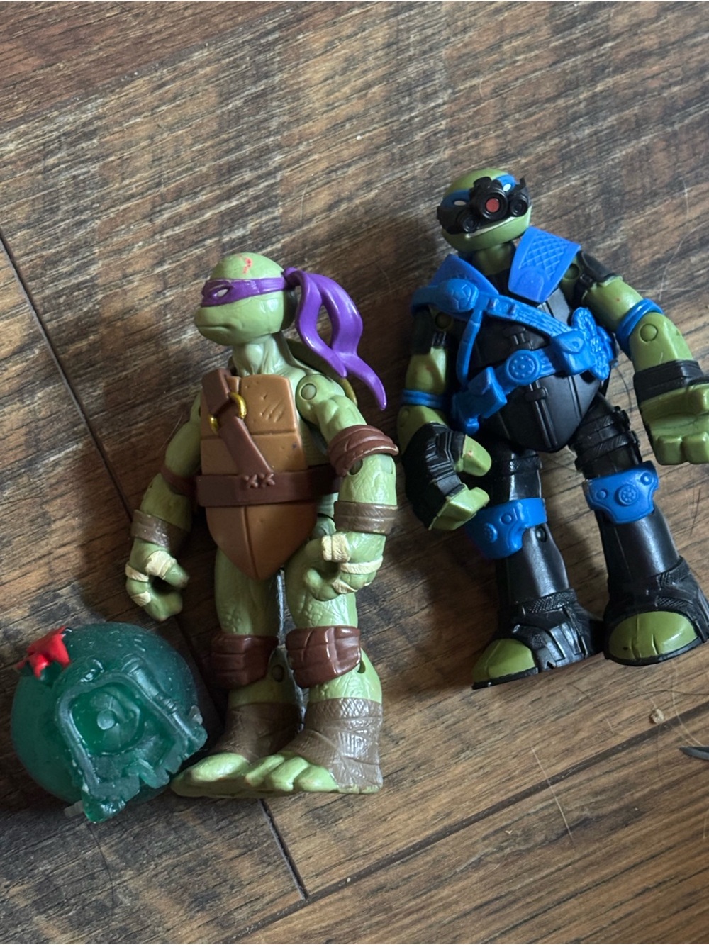 2012 teenage mutant ninja turtles lot of 2 + squishy turtle